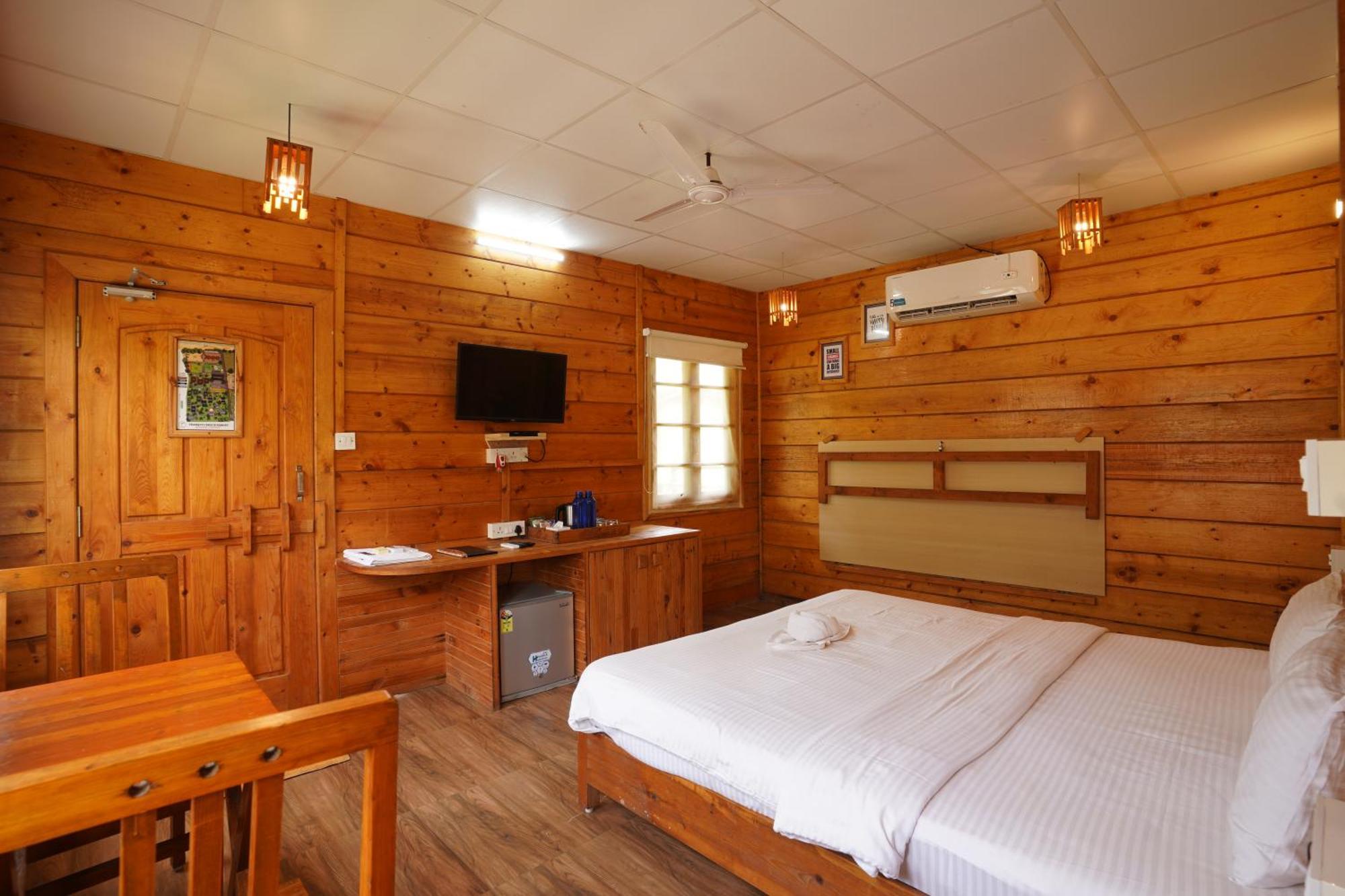 Tranquil Beach Resort Harihareshwar Exterior foto